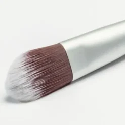 Make-up*BARBARA HOFMANN Bambus Foundation Pinsel