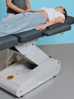 Fusspflegeeinrichtungen* Naggura Fusspflegestuhl SWOP P3 PRO Podo